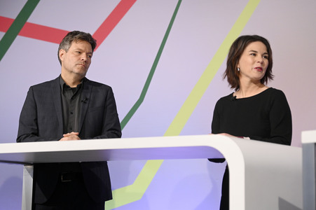 Ergebnisverkündung der digitalen Urabstimmung von Bündnis 90/Die Grünen in Berlin
