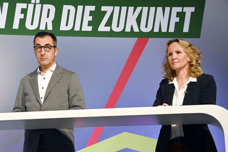 Ergebnisverkündung der digitalen Urabstimmung von Bündnis 90/Die Grünen in Berlin