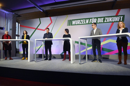 Ergebnisverkündung der digitalen Urabstimmung von Bündnis 90/Die Grünen in Berlin