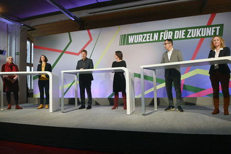 Ergebnisverkündung der digitalen Urabstimmung von Bündnis 90/Die Grünen in Berlin