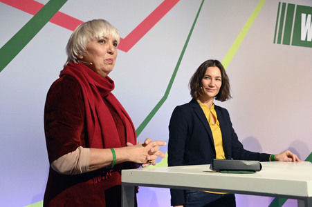 Ergebnisverkündung der digitalen Urabstimmung von Bündnis 90/Die Grünen in Berlin