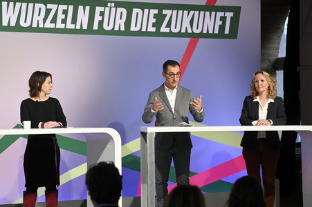 Ergebnisverkündung der digitalen Urabstimmung von Bündnis 90/Die Grünen in Berlin