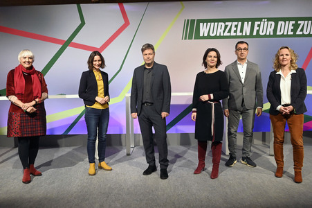 Ergebnisverkündung der digitalen Urabstimmung von Bündnis 90/Die Grünen in Berlin