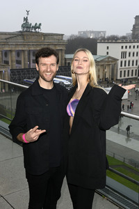 Photocall zur Silvestershow 'Celebrate at the Gate - Willkommen 2022' in Berlin