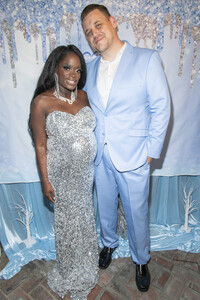 Nimi Adokiye und Danny Eley Celebrity Babyparty in West Hollywood