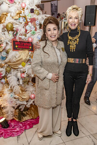 Weihnachtsbaumschmücken im Hollywood Museum in Los Angeles