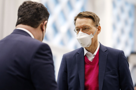 Pressetermin zur Unterzeichnung des Koalitionsvertrages in Berlin