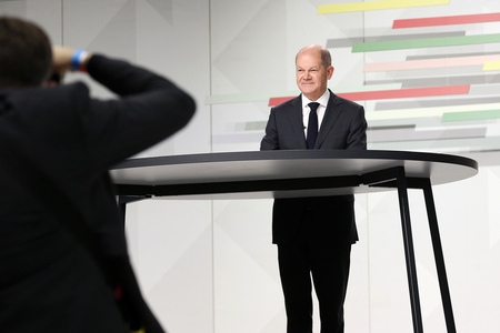 Pressetermin zur Unterzeichnung des Koalitionsvertrages in Berlin