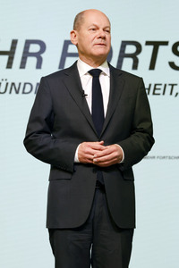 Pressetermin zur Unterzeichnung des Koalitionsvertrages in Berlin