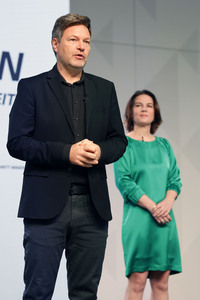 Pressetermin zur Unterzeichnung des Koalitionsvertrages in Berlin