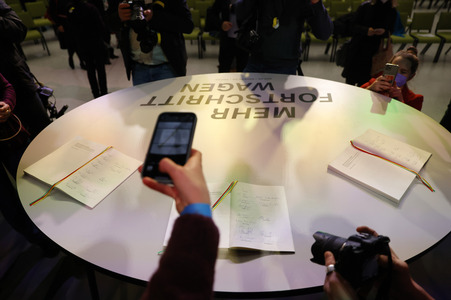 Pressetermin zur Unterzeichnung des Koalitionsvertrages in Berlin