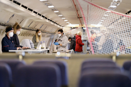 Impfaktion im historischen Airbus in Köln