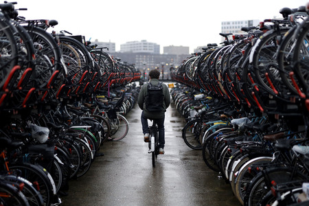 Symbolfoto Fahrradparkhaus