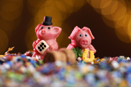 Symbolfoto Glücksschweine