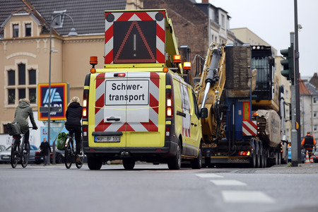 Symbolfoto Schwertransport