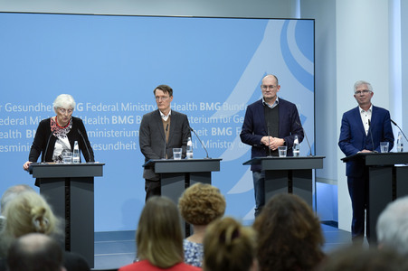 Pressekonferenz zu den Fortschritten bei der Krankenhausreform in Berlin