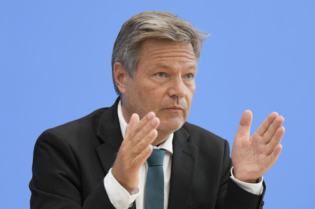 Bundespressekonferenz Vorstellung der Herbstprojektion 2024 der Bundesregierung in Berlin