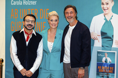 Premierenlesung des Buchs 'Ab unter die Gürtellinie' in Köln