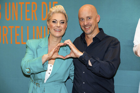 Premierenlesung des Buchs 'Ab unter die Gürtellinie' in Köln