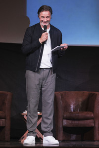 Premierenlesung des Buchs 'Ab unter die Gürtellinie' in Köln