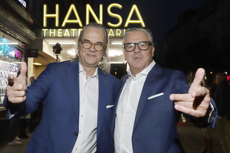 Gala-Premiere zum Start des neuen Programms Varieté im Hansa-Theater in Hamburg