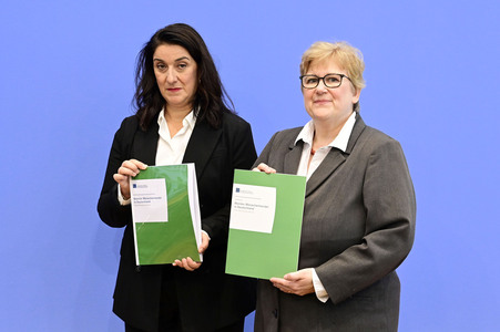 Bundespressekonferenz 'Monitor Menschenhandel in Deutschland - Erster Periodischer Bericht'  in Berlin