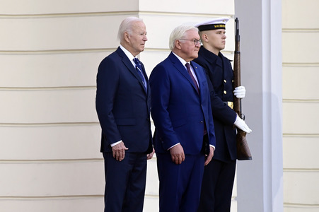 Begrüßung des amerikanischen Präsidenten Joe Biden im Schloss Bellevue in Berlin