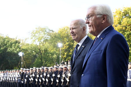 Begrüßung des amerikanischen Präsidenten Joe Biden im Schloss Bellevue in Berlin