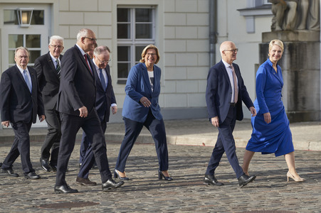 Begrüßung des amerikanischen Präsidenten Joe Biden im Schloss Bellevue in Berlin