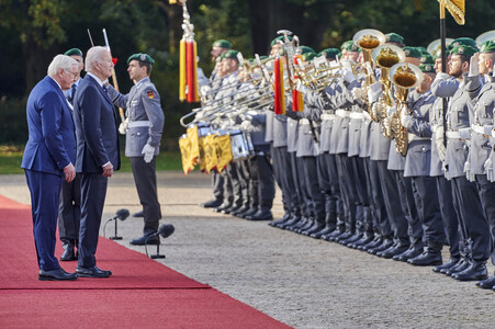 Begrüßung des amerikanischen Präsidenten Joe Biden im Schloss Bellevue in Berlin