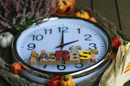 Symbolfoto Zeitumstellung im Herbst