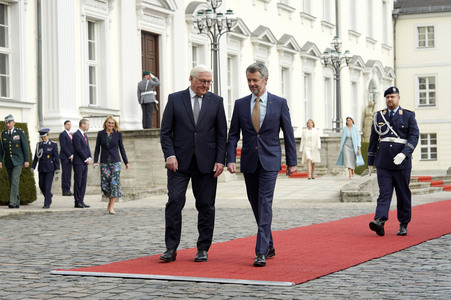 Begrüßung von König Frederik X. von Dänemark und Königin Mary von Dänemark in Berlin