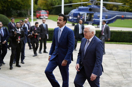 Begrüßung des Emirs des Staates Katar in Berlin