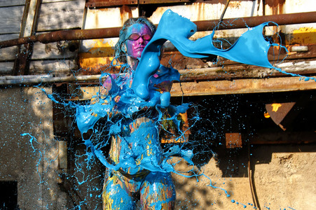 FARBKÖRPER Kalender 2025: Bodypainting Variationen