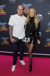 Musicalpremiere '& Julia' in Hamburg