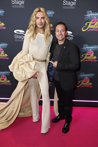 Musicalpremiere '& Julia' in Hamburg