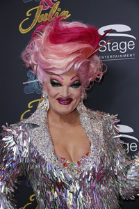 Musicalpremiere '& Julia' in Hamburg