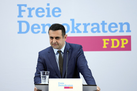 Pressekonferenz mit Bijan Djir-Sarai in Berlin