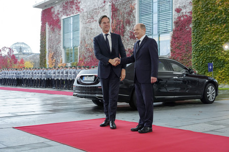 Empfang des NATO-Generalsekretärs in Berlin
