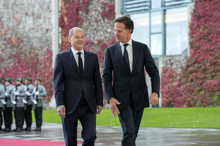 Empfang des NATO-Generalsekretärs in Berlin