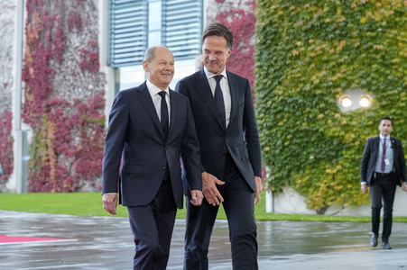 Empfang des NATO-Generalsekretärs in Berlin