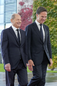 Empfang des NATO-Generalsekretärs in Berlin