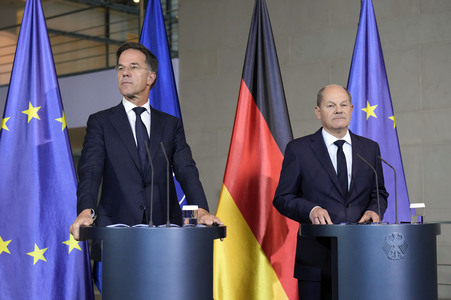 Empfang des NATO-Generalsekretärs in Berlin