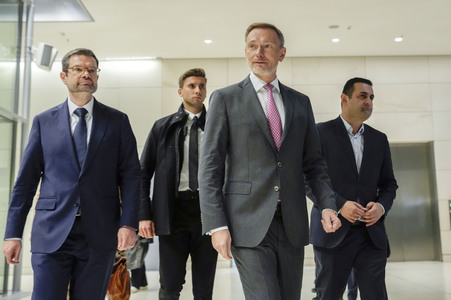 Fraktionssitzung und Pressestatement der FDP zum Ampel-Aus in Berlin