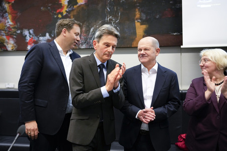 Fraktionssitzung der SPD zum Ampel-Aus in Berlin
