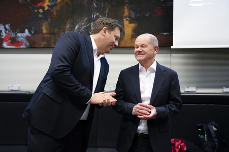 Fraktionssitzung der SPD zum Ampel-Aus in Berlin