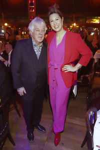 Premiere der Dinnershow 'Poletto Palazzo' in Hamburg