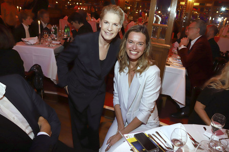 Premiere der Dinnershow 'Poletto Palazzo' in Hamburg