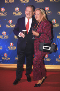 Gala-Premiere der Palazzo Dinner Show in Berlin