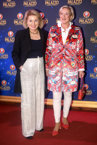 Gala-Premiere der Palazzo Dinner Show in Berlin